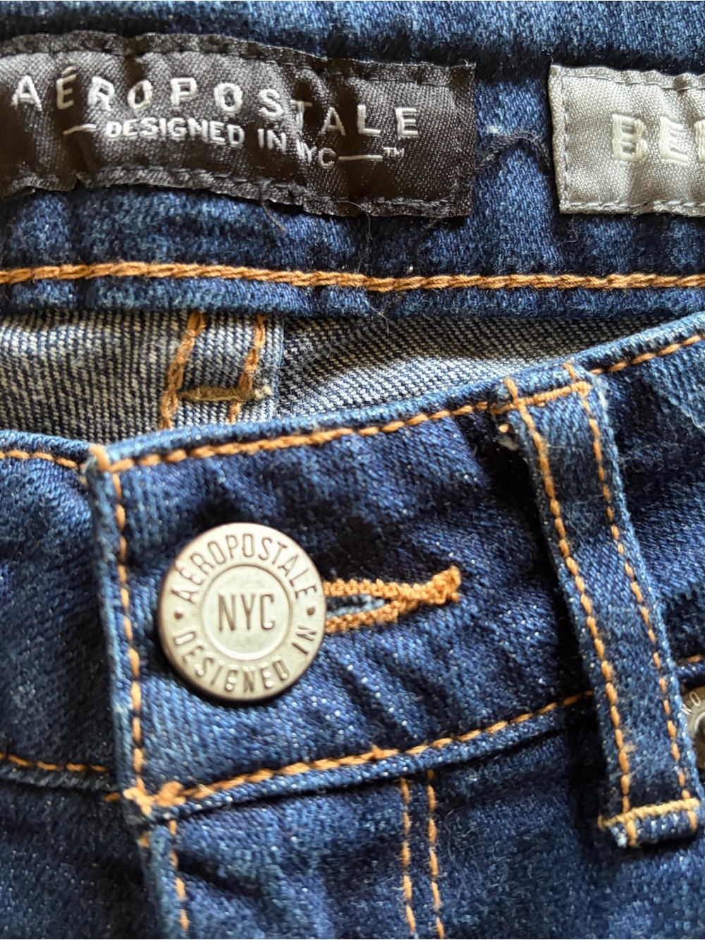 Aeropostale Women's Mid-rise Dark Blue Denim Distressed Bermuda Size 00 - Picture 4 of 4